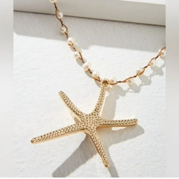 Tommy Bahama Gold Starfish Necklace - Picture 2 of 5